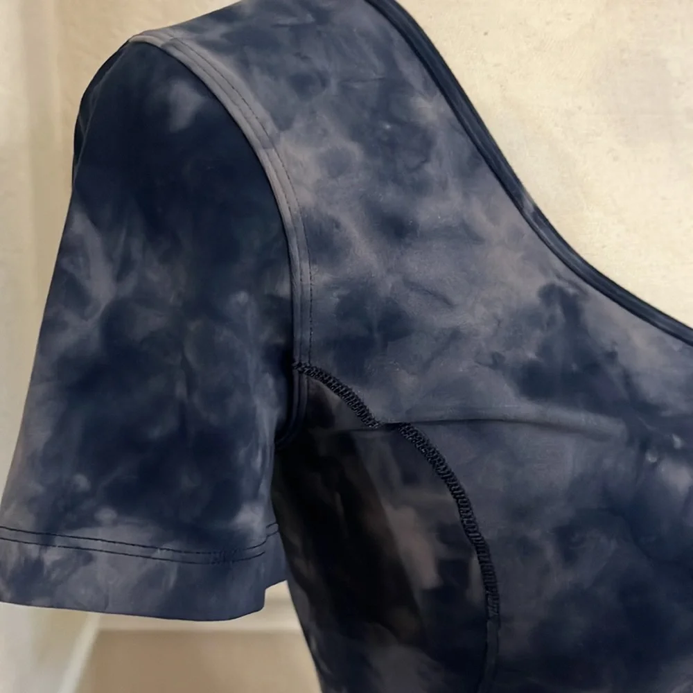Lululemon align tee crop blue & gray tie dye top Size 4